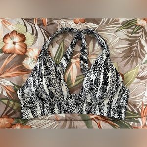 Volcom Women’s Spirit Animal Halter Bikini Top Size Large NWT